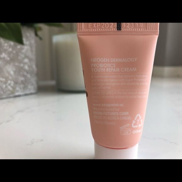 Skincare set:NEOGEN - Probiotics Youth Repair Cream&Self-care Night Recovery Oil - Picture 5 of 6